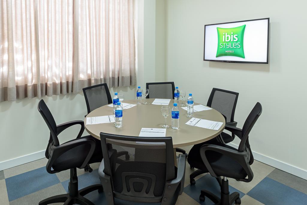 Ibis Styles Birigui Hotel Bagian luar foto